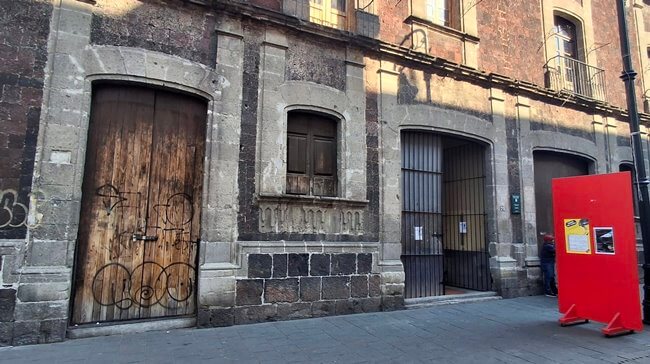 Recopilación de callejones bonitos y macabros en la CDMX