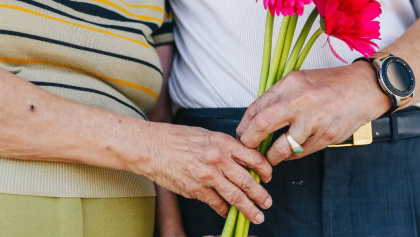 Con mucho amor: 10 canciones para dedicar a tus abuelitos y abuelitas en su día