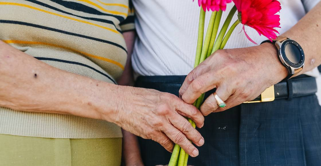 Con mucho amor: 10 canciones para dedicar a tus abuelitos y abuelitas en su día