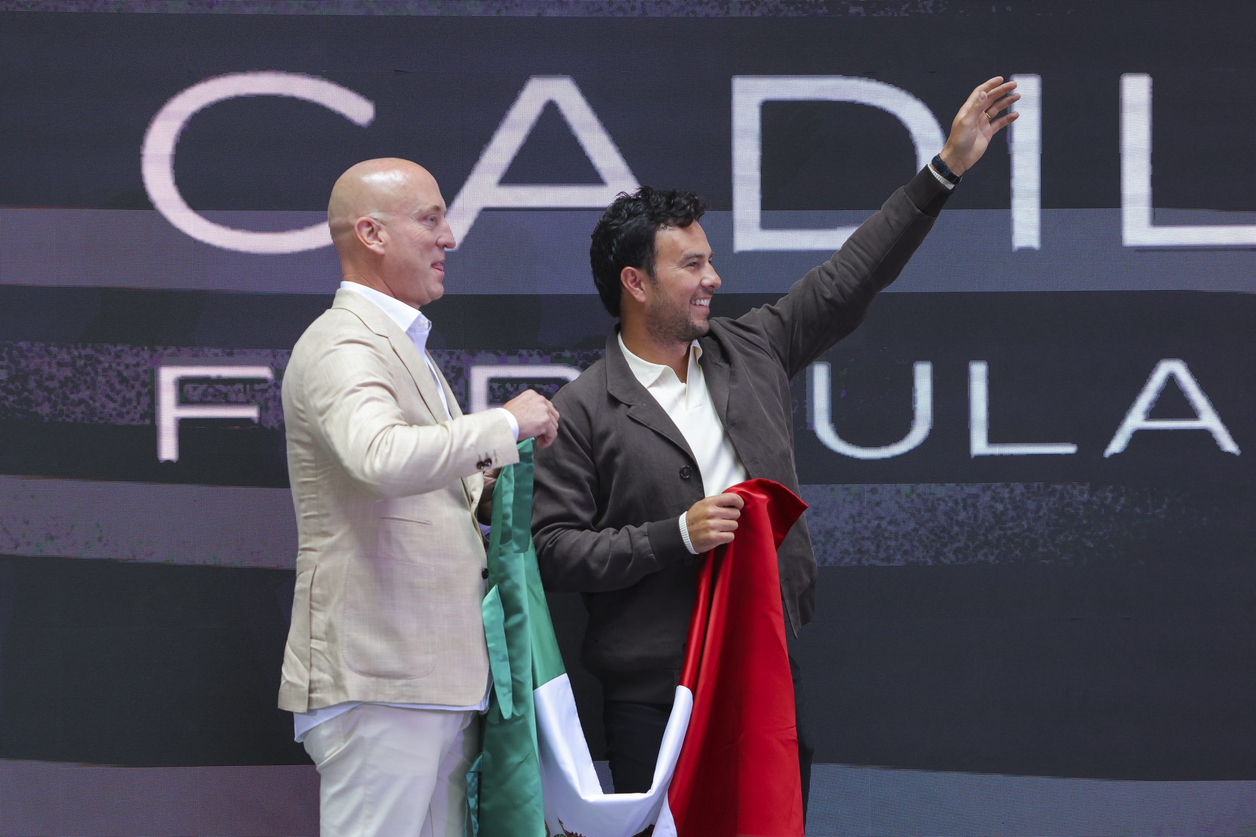 Checo Pérez con Dan Towriss, jefe de TWG Motorsports