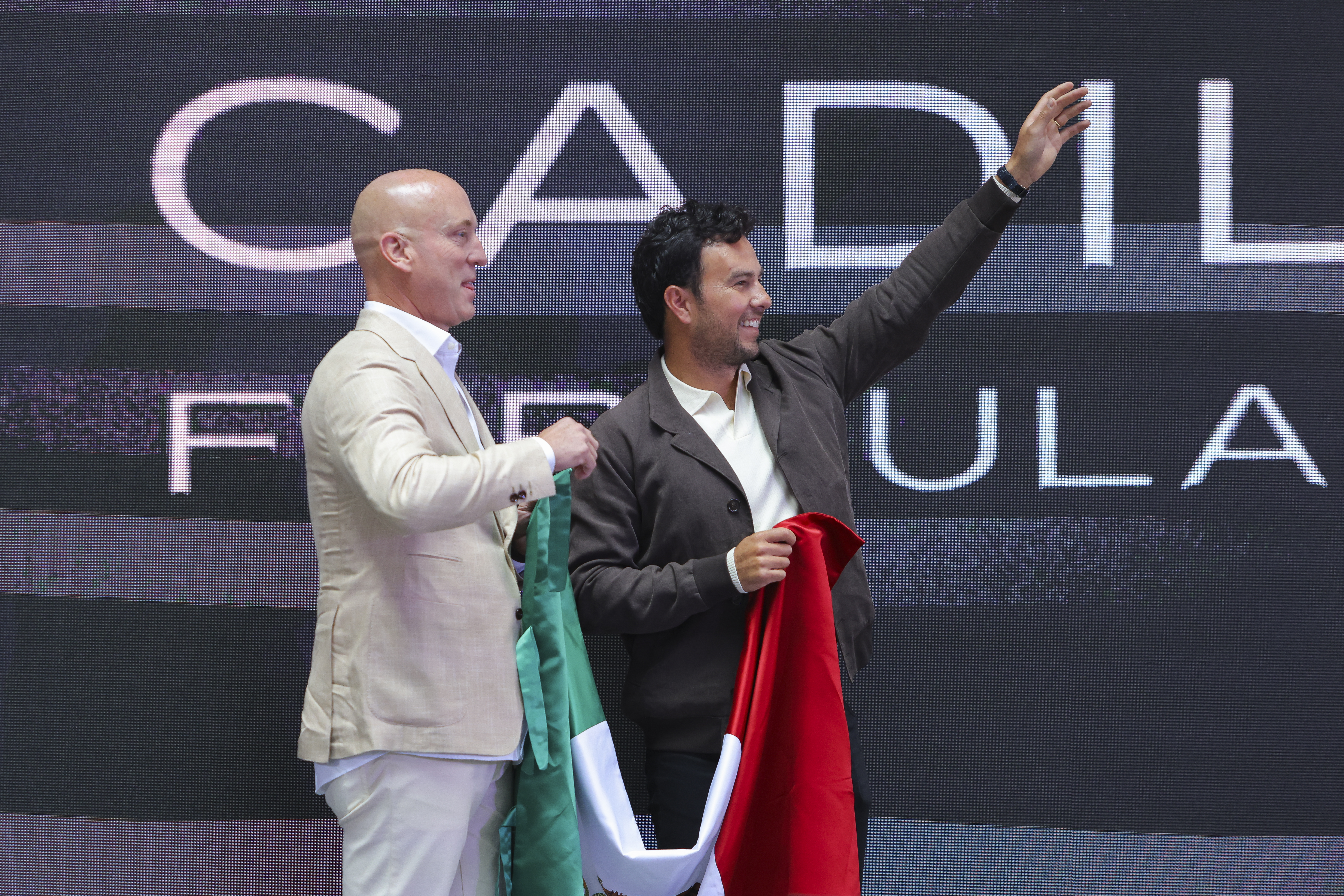 Checo Pérez con Dan Towriss, jefe de TWG Motorsports