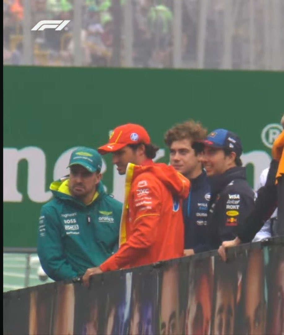 Checo Pérez, Fernando Alonso, Carlos Sainz y Franco Colapinto
