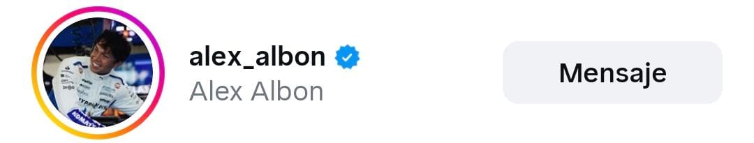 Alex Albon reacciona al regreso de Checo Pérez