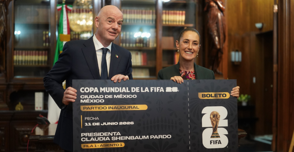 Gianni Infantino y Claudia Sheinbaum
