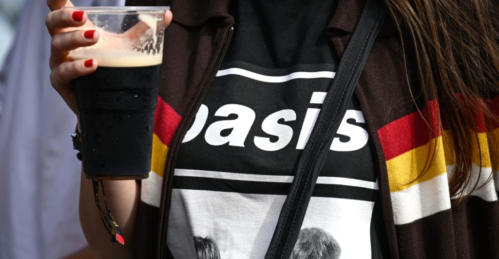 Oasis reompe récord... por tener a los fans más cheleros en sus conciertos