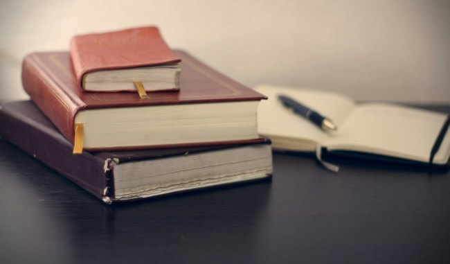 Consejos para escribir cuentos e inventar laberintos, cortesía de Borges