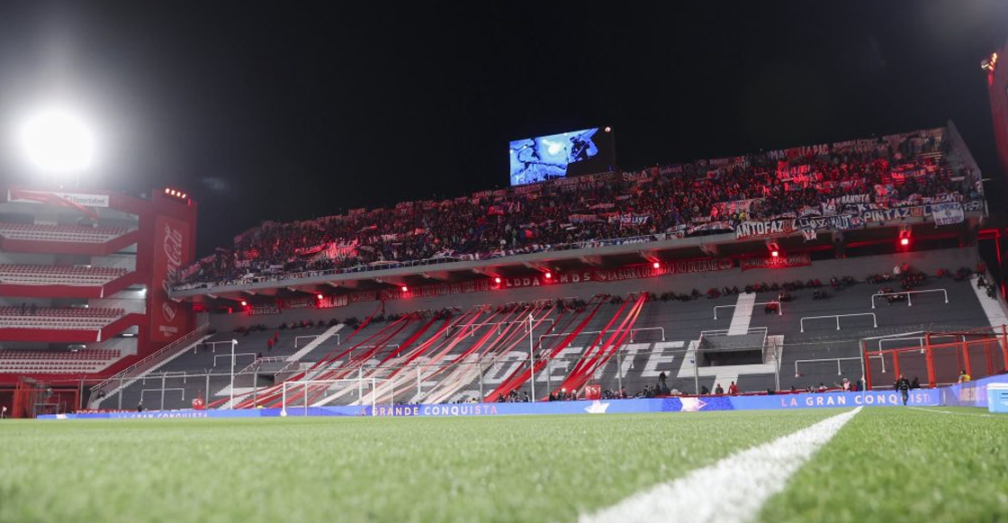 "Tienen derecho a alentar": Independiente pide revertir clausura de estadio