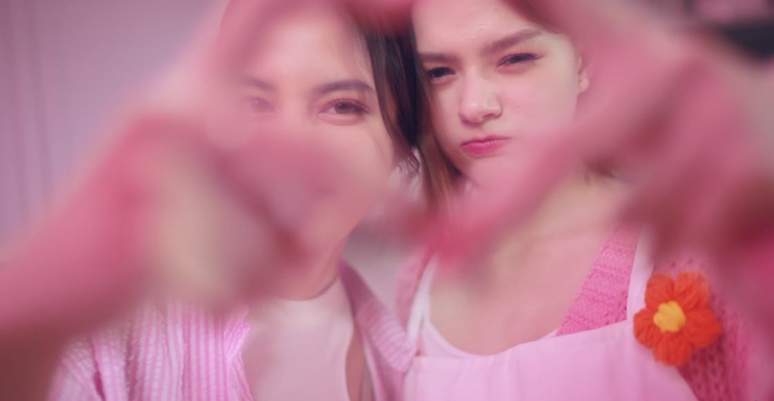 FreenBecky: el dúo que saltó de Tailandia al mundo y por qué la está rompiendo