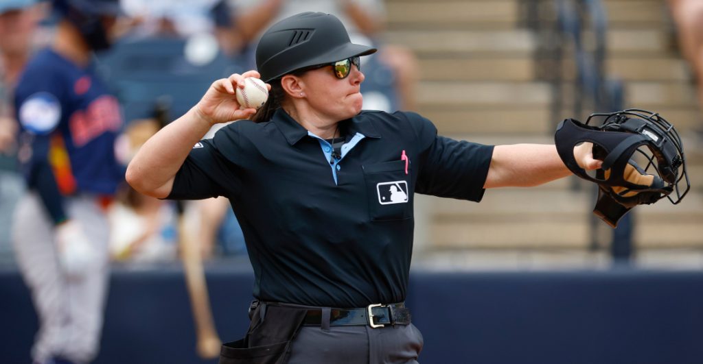 Jen Pawol, primera mujer Umpire en Grandes Ligas