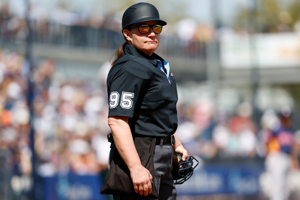 Jen Pawol, primera mujer Umpire en Grandes Ligas