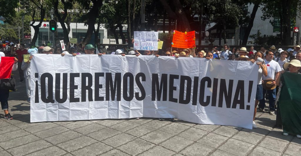 marcha-contra-desabasto-medicamentos-pacientes-cancer-mexico