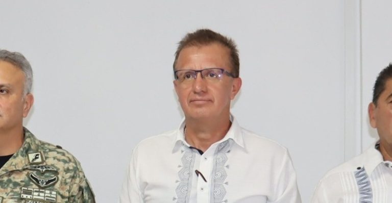 Martin Revera Delegado de la FGR en Tabasco libra proceso por abuso sexual... no se ...