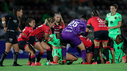 Miah Zuazua se disculpa por la pelea con Natividad Martínez