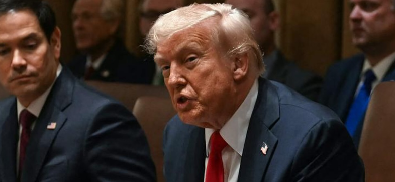 ¡Otra vez! Donald Trump llama 'estúpida' a una periodista