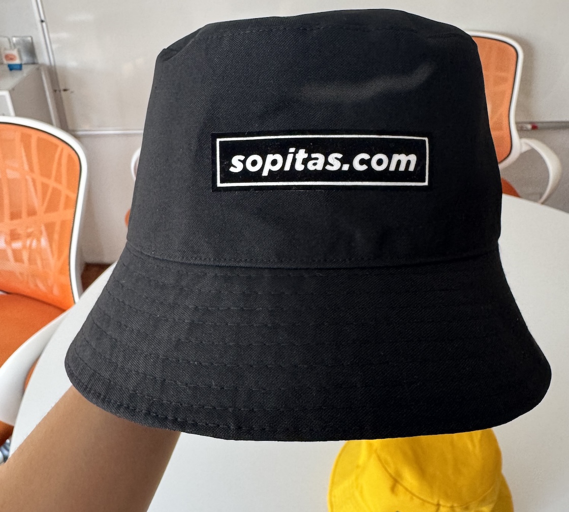 bucket-hats-oasis-sopitas-cdmx