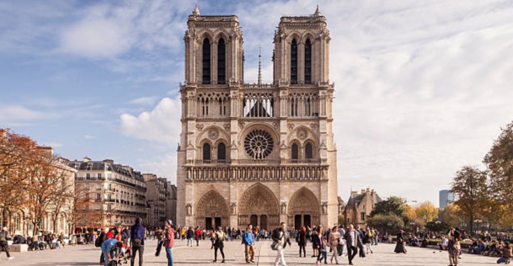 catedral-notre-dame-reabre-puertas-publico