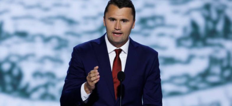 charlie-kirk-recibe-disparo-durante-evento-utah