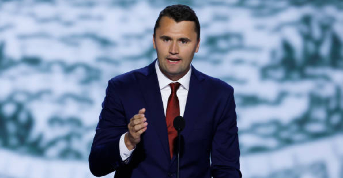 charlie-kirk-recibe-disparo-durante-evento-utah