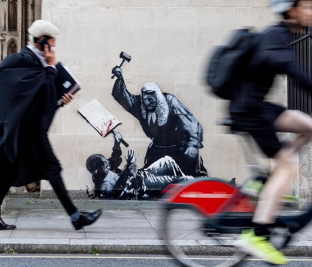 de-que-se-trata-nuevo-mural-hizo-banksy-londres-1