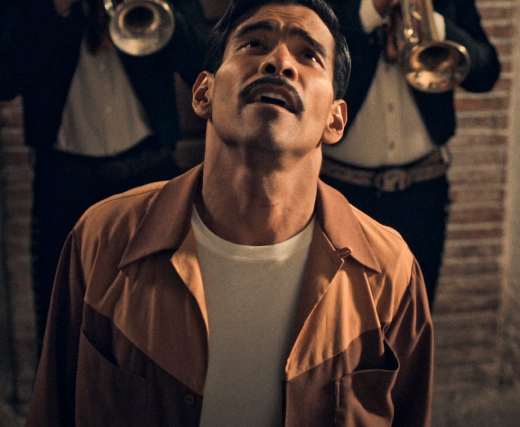 Elías Toscano es el hijo de Arcángela Baladro en 'Las muertas'