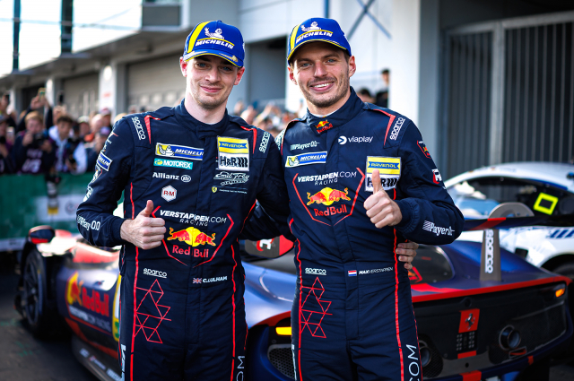 Max Verstappen y Chris Lulham 