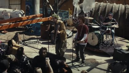 new-years-rev-pelicula-green-day-de-que-trata-armstrong-trailer-2