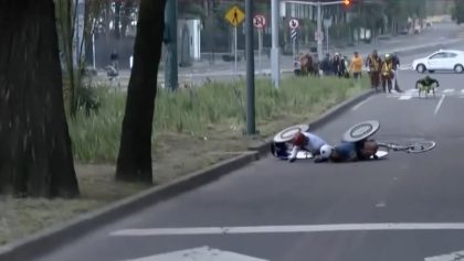 no-bache-coladera-mal-intervenida-maraton-cdmx-silla-ruedas