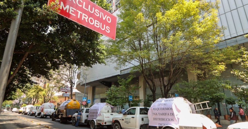 Bombas de tiempo en movimiento: la realidad del transporte de carga en CDMX