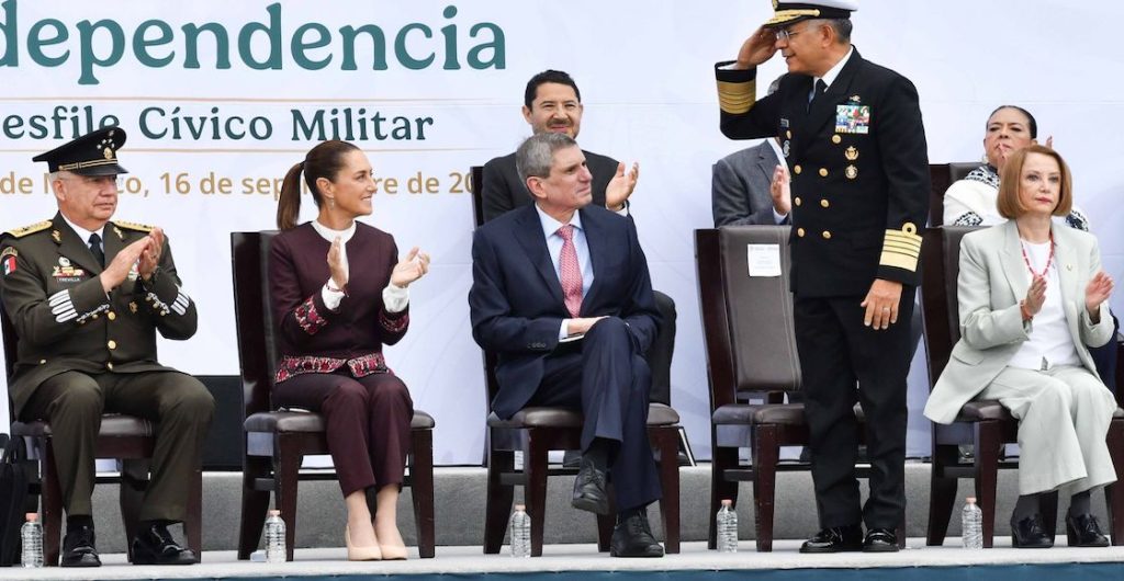 Raymundo Morales Desfile Cívico Militar