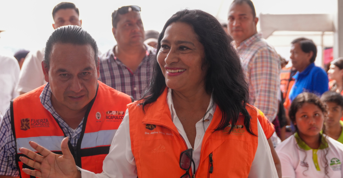 ¿Qué culpa tengo yo?: Abelina López dice que el pueblo le regaló collar de 227 mil pesos