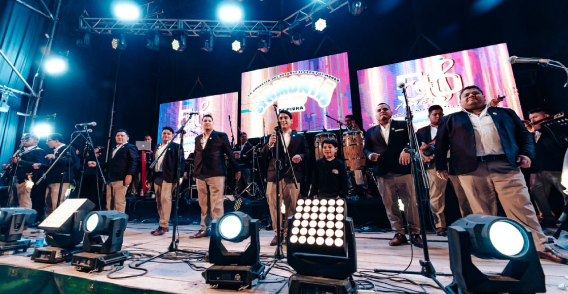 Armonía 10 el grupo peruano que sale a cantar con chalecos antibalas