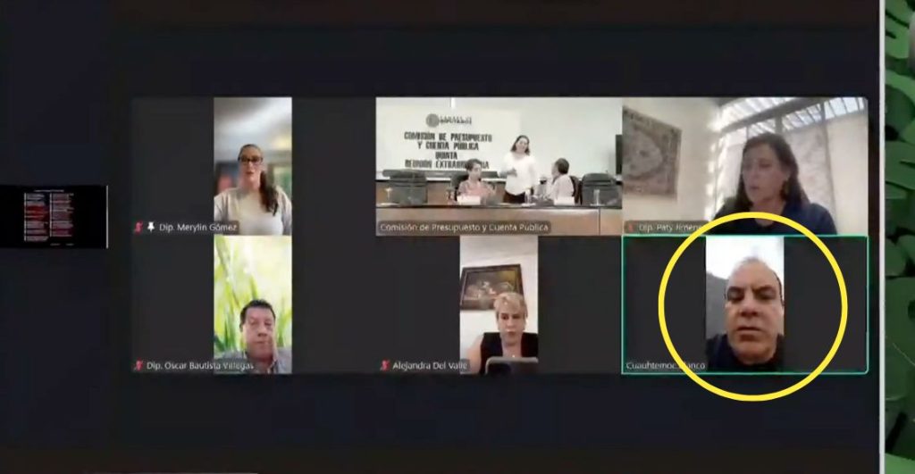 cuauhtemoc-blanco-juega-padel-conecta-sesiones-a-la-vez