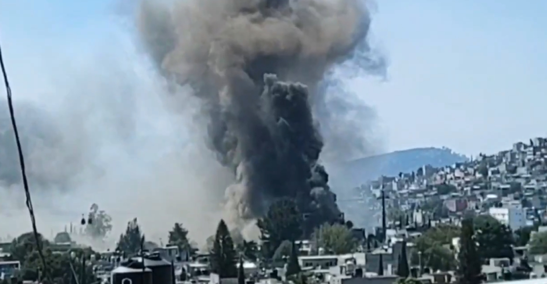 fuerte-incendio-fabrica-colchones-ecatepec-suspenden-servicio-mexicable-1