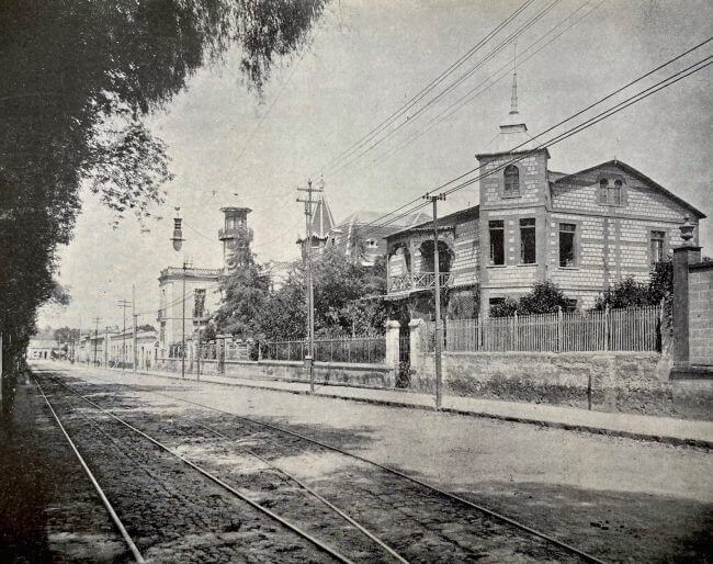 La extraña historia de Avenida Revolución