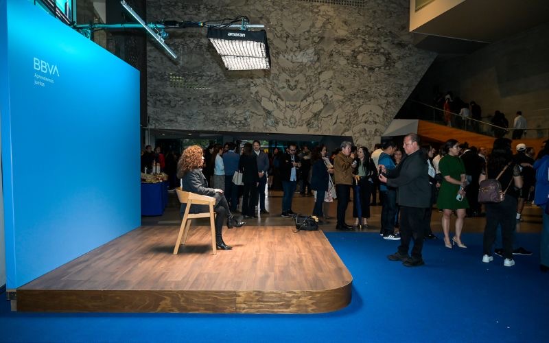 iniciativa aprendemos juntos bbva