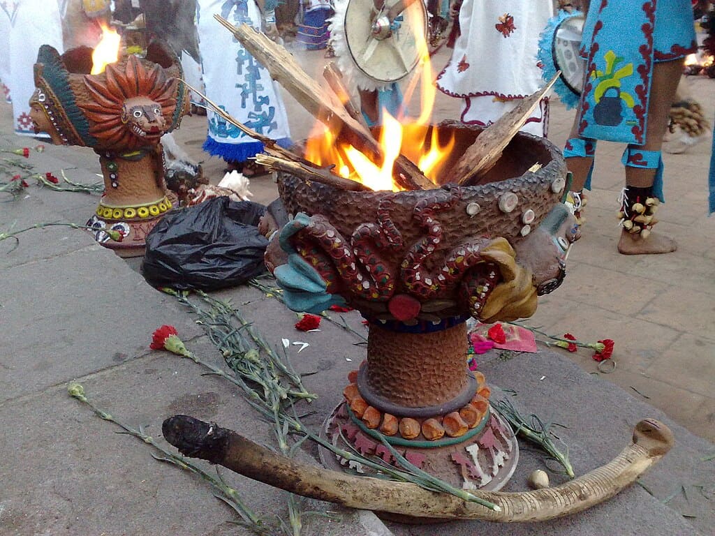 ¿Cómo poner una ofrenda prehispánica?