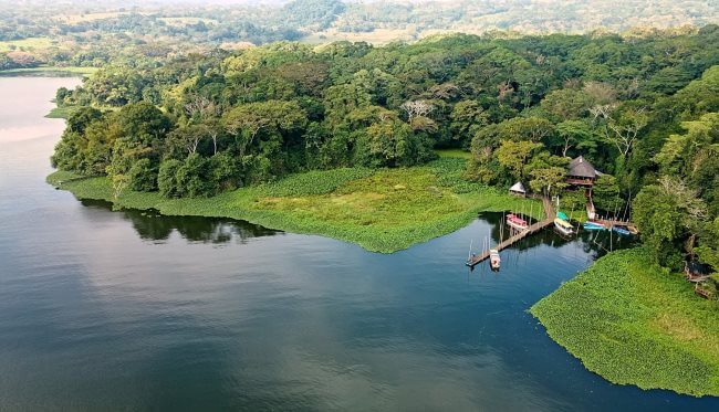 Limpias y árboles eternos: Recorrido misterioso por Catemaco