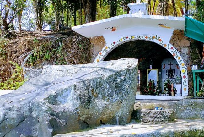 Limpias y árboles eternos: Recorrido misterioso por Catemaco