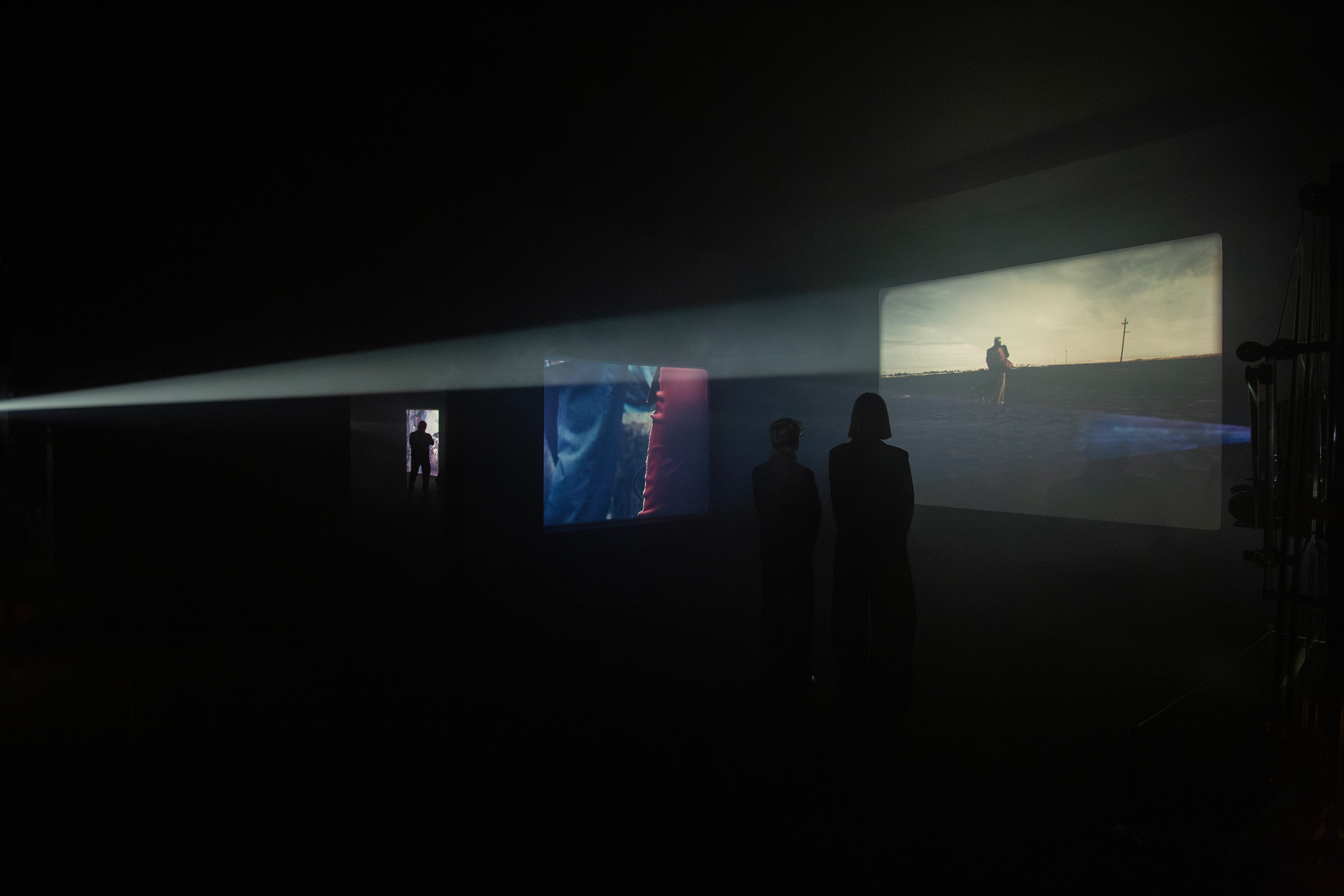 'Sueño perro' es una interpretación de la ciudad de México