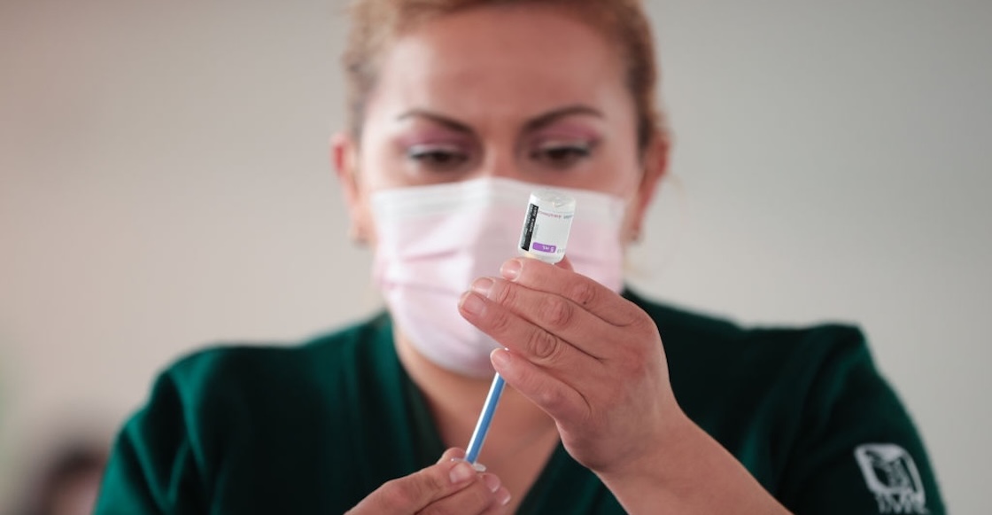 Vacunas contra COVID, influenza y neumococo: Cuándo y dónde ponértelas (además de las edades)