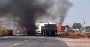 Michoacán vive día de terror con balaceras y narcobloqueos tras operativo