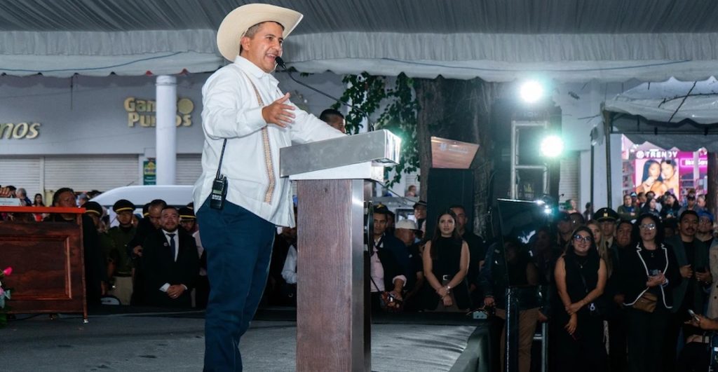 veces que Carlos Manzo, alcalde de Uruapan, denunció y pidió ayuda y… no fue escuchado
