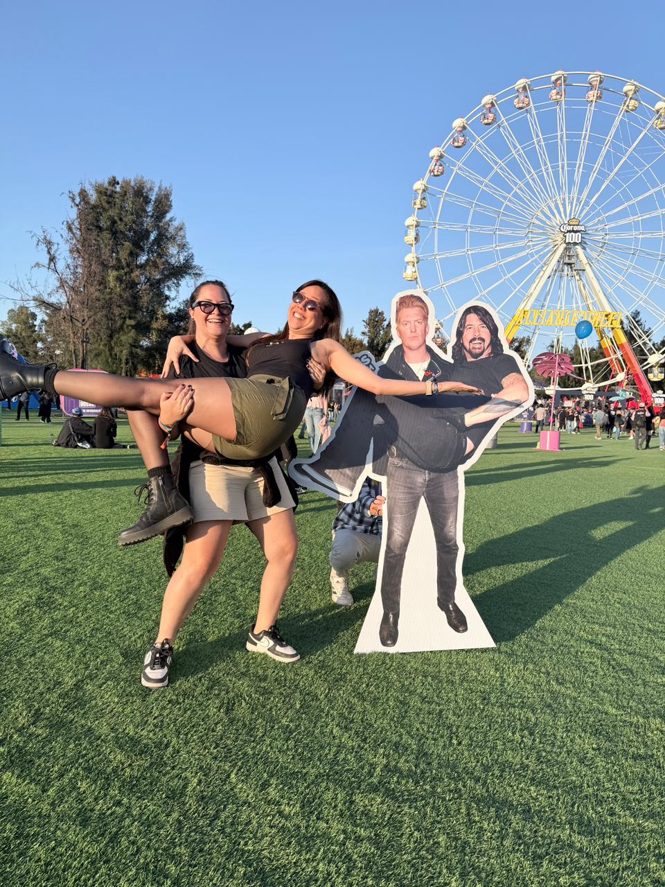 cartones corona capital 2025 sopitas