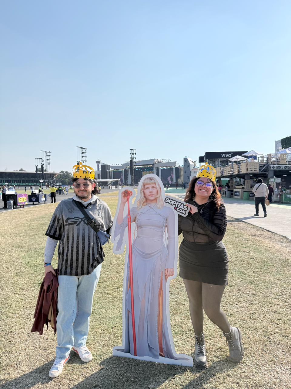 cartones corona capital 2025 sopitas