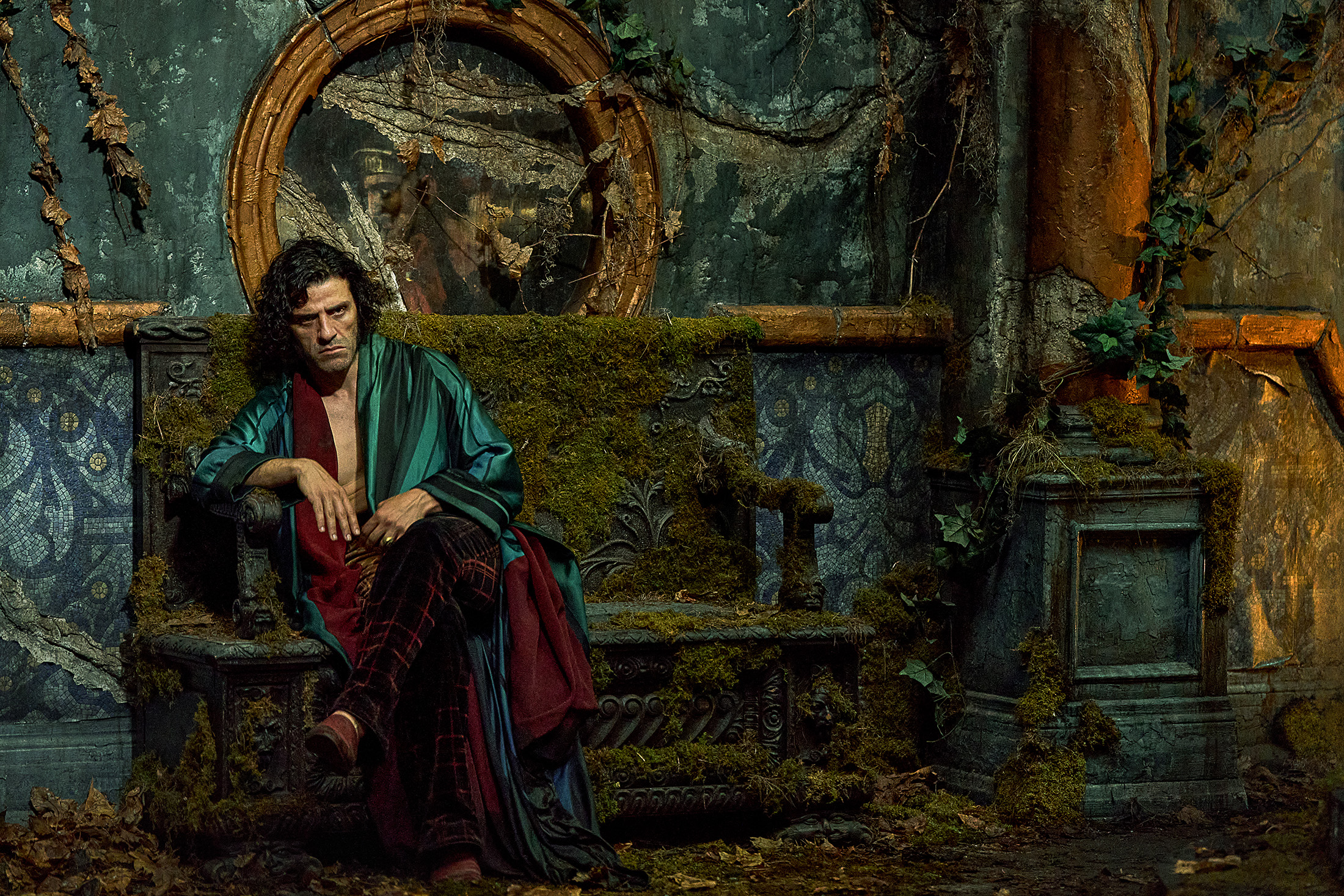 Oscar Isaac como Victor Frankenstein
