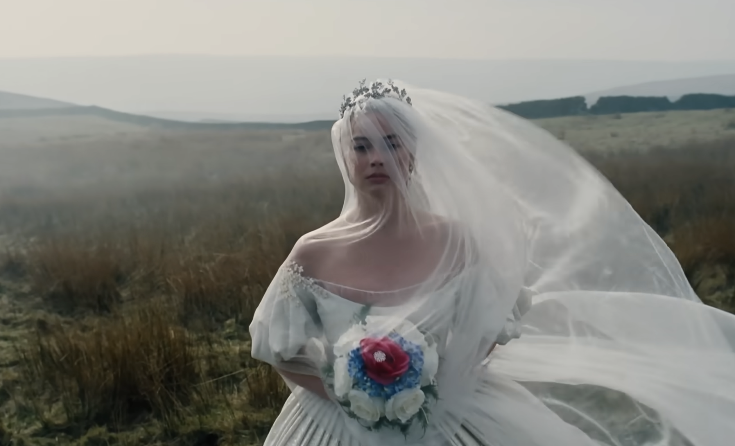 Margot Robbie en Cumbres Borrascosas