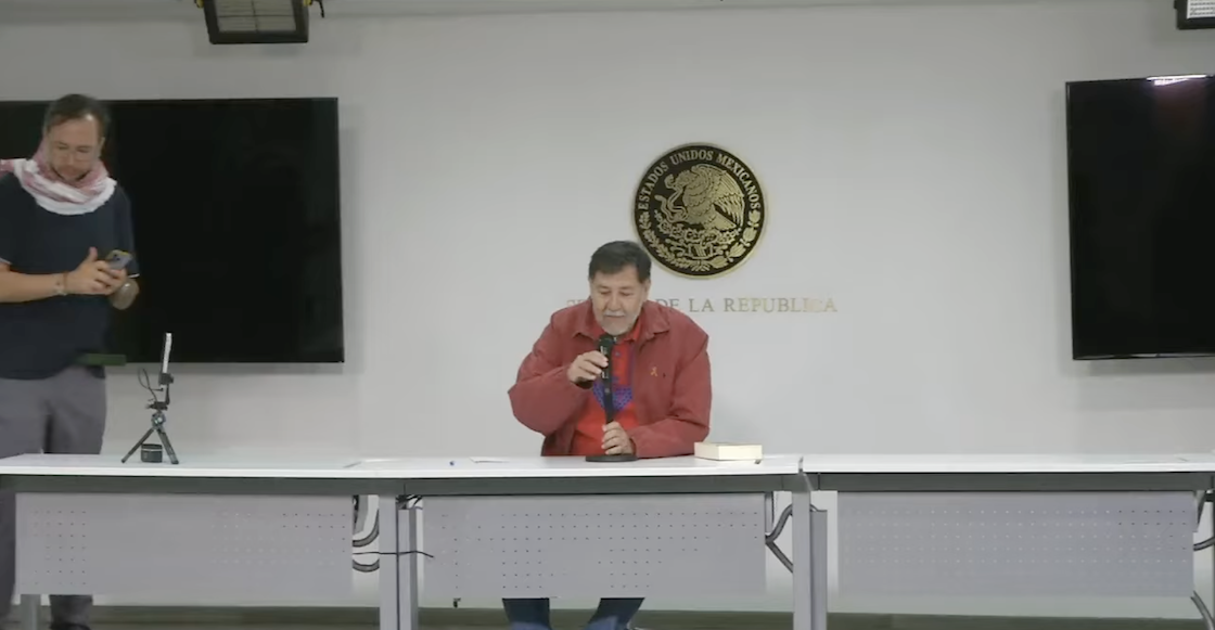 norona-conferencia-prensa-solito-solo-alcaldesa-uruapan-fascista-quiroz-manzo