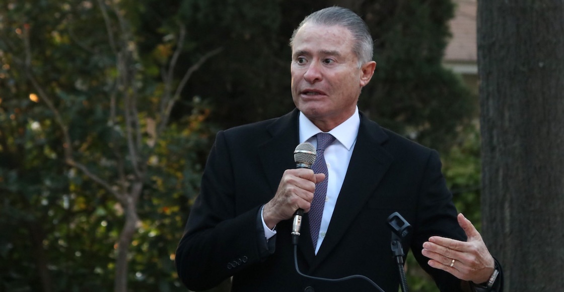 Embajadas como moneda de cambio: 7 políticos premiados con un cargo
