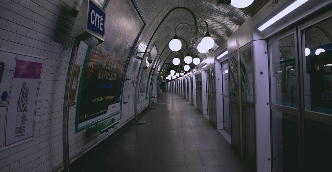 Hombre es detenido gracias a su teléfono tras apuñalar a tres mujeres en el metro de París