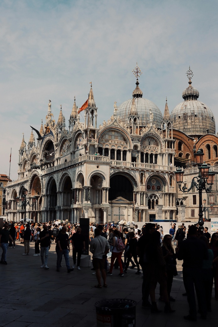 Fuimos al Mercado de Jamaica para ver si ya le cayó la turistificación y esto encontramos